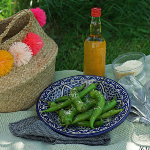 Piknik med stekte grønne paprika - pimietos de padrón